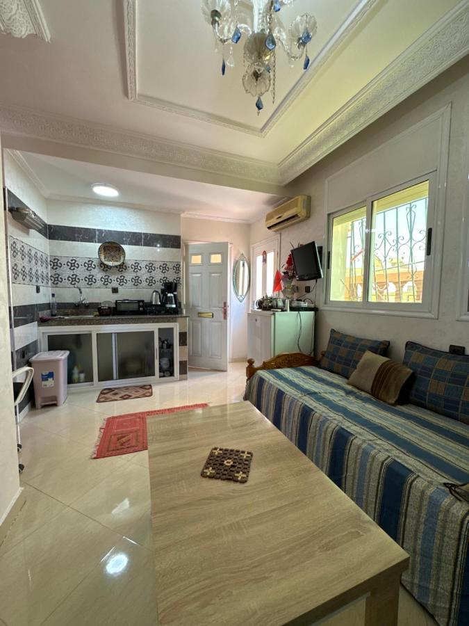 Joli Studio Au Centre D'Agadir Luaran gambar